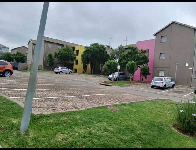 2 BEDROOM APARTMENT FOR SALE IN JABULANI